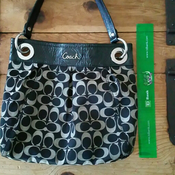 Coach purse - Picture 4 of 4